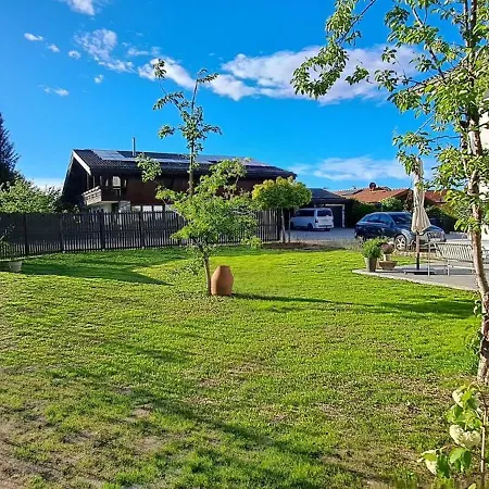 Baron Mit Eigener Sauna Hébergement de vacances *